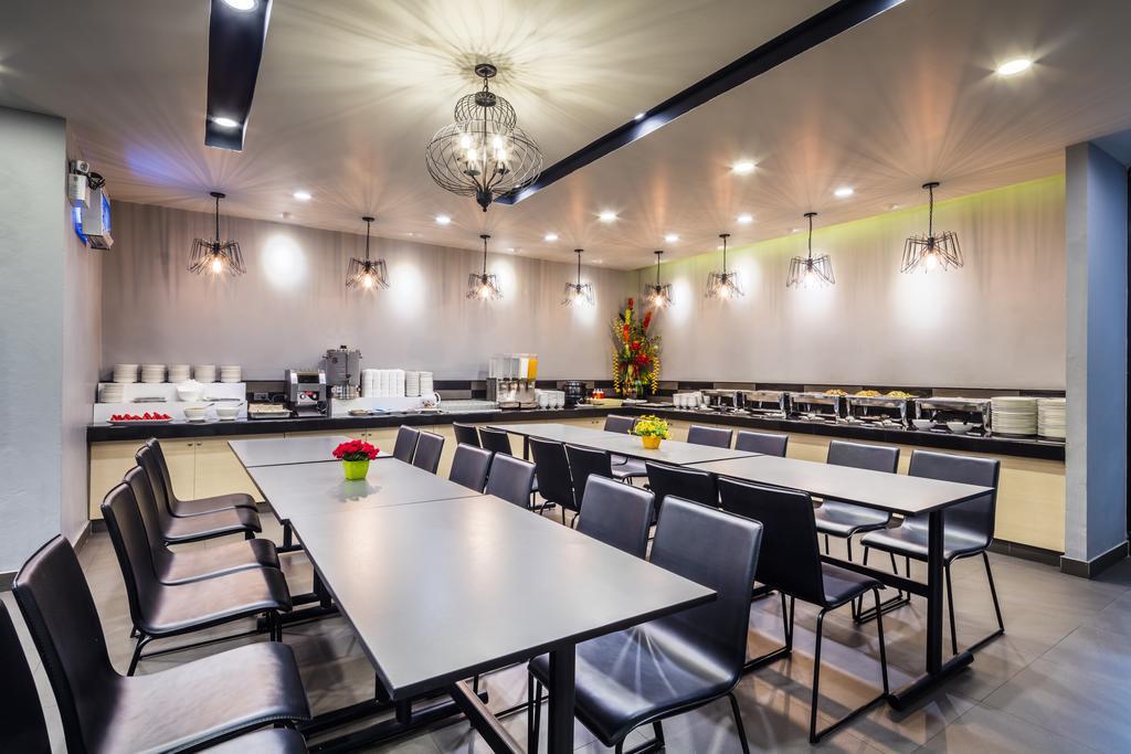 Livotel Hotel Lat Phrao Bangkok Exterior foto