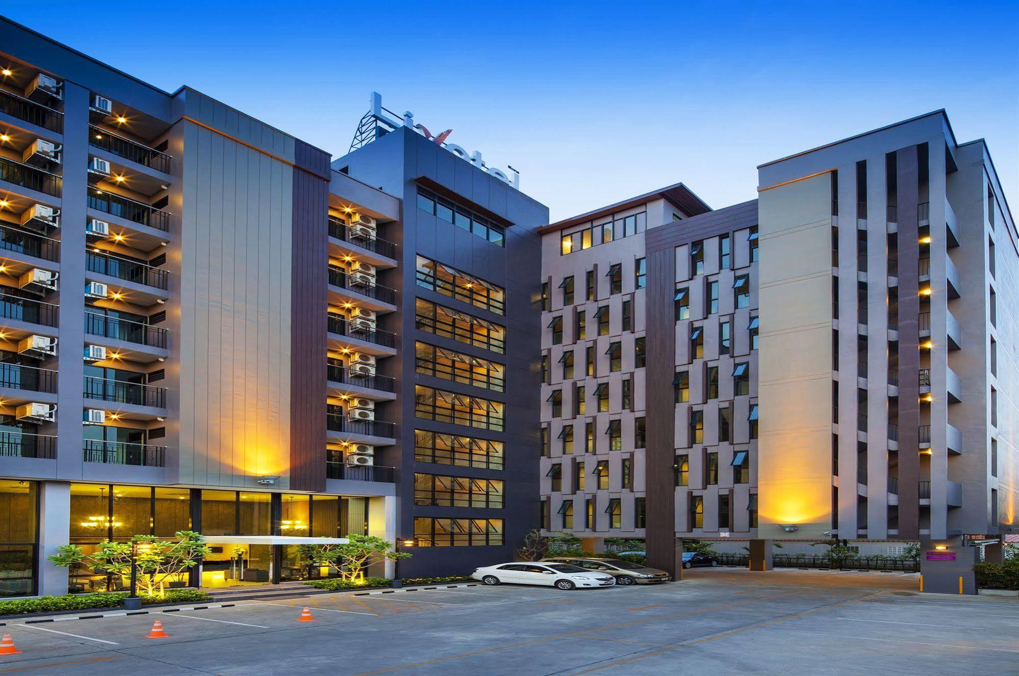 Livotel Hotel Lat Phrao Bangkok Exterior foto