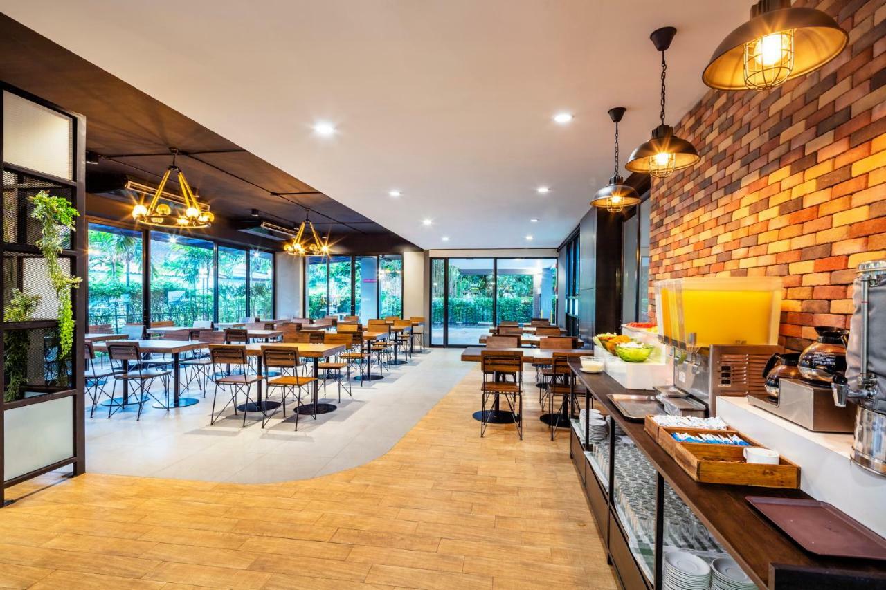 Livotel Hotel Lat Phrao Bangkok Exterior foto